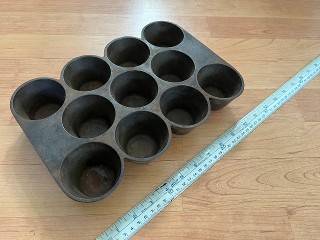Rare Cast Iron 11 Hole Muffin Pan