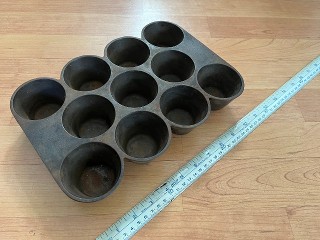 Vintage Cast Iron L1 Mold 5 Corn Muffin Pan by Lodge Vintage