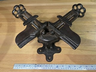 Antique corner vice Antique corner vice