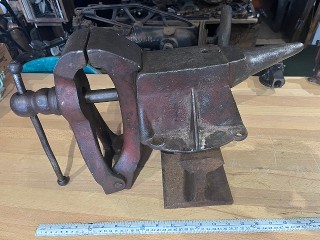 Antique May, 3, 1880 W. E. Canedy anvil vice Antique May, 3, 1880 W. E. Canedy anvil vice
