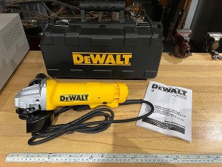 New DEWALT DWE402K 4-1/2 inch Angle Grinder Kit W/ Paddle Switch New DEWALT DWE402K 4-1/2 inch Angle Grinder Kit W/ Paddle Switch