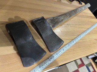 Spear and Jackson with crown logo, made in UK, Sheffield England, 3 1/2 lbs. axe Spear and Jackson with crown logo, made in UK, Sheffield England, 3 1/2 lbs. axe