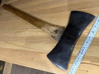 True Temper Flint Edge Kelly Works, swamping pattern axe head, 4 1/2 x 11 ,weighs 3 1/2 lbs. True Temper Flint Edge Kelly Works, swamping pattern axe head, 4 1/2 x 11 ,weighs 3 1/2 lbs.