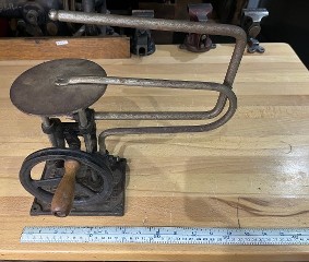 American Boy Fret, Scroll Saw, Delta Specialty Co. Patent Aug. 21 1923 American Boy Fret, Scroll Saw, Delta Specialty Co. Patent Aug. 21 1923