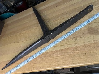 Antique 26 1/2 inch T-Stake Anvil, weighs 16 lbs. Antique 26 1/2 inch T-Stake Anvil, weighs 16 lbs.