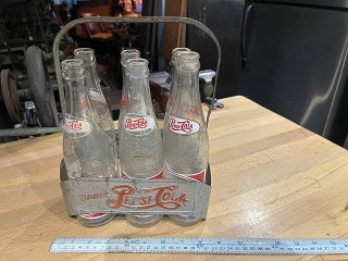 Vintage 1940 Drink Pepsi Cola with 2 dots metal six pack bottle carrier holder with 6 bottles Vintage 1940 Drink Pepsi Cola with 2 dots metal six pack bottle carrier holder with 6 bottles