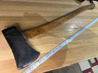 Genuine Norlund Axe, 5 inch edge by 8 1/2 inch, weighs about 4 1/2 lbs. Genuine Norlund Axe, 5 inch edge by 8 1/2 inch, weighs about 4 1/2 lbs.