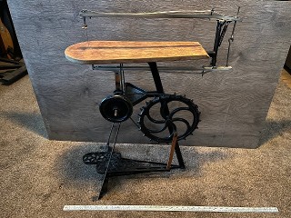 Antique treadle fret saw scroll saw, with steel drive belt, made by Hobbies Ok Antique treadle fret saw scroll saw, with steel drive belt, made by Hobbies Ok