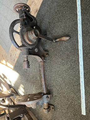 Antique 612 Blower & Forge Co. Kitchener Ont. hand crank Blacksmith post drill press Antique 612 Blower & Forge Co. Kitchener Ont. hand crank Blacksmith post drill press
