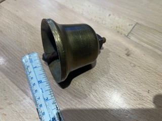 Antique heavy solid brass bell, 3 inch diameter by 2 1/2 inches high Antique heavy solid brass bell, 3 inch diameter by 2 1/2 inches high