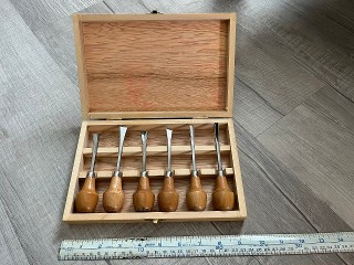 6 piece palm carving chisel set in wood case 6 piece palm carving chisel set in wood case