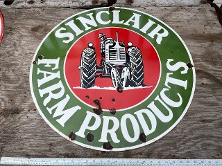 Vintage Sinclair Farm Products, 29 inch diameter porcelain enamel sign.