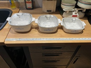 Vintage Corningware Blue Cornflower pattern set of 3 with glass lids Vintage Corningware Blue Cornflower pattern set of 3 with glass lids