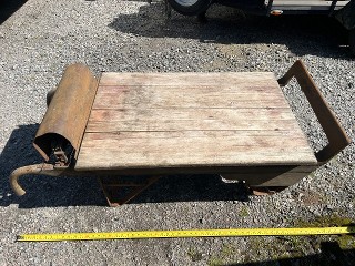 Antique 1929 Renfrew Machinery Co. farm grain scale, weighs up to 2000 lbs. It measures 54 x 24 x 14 1/2 high. (One handle was repaired) Antique 1929 Renfrew Machinery Co. farm grain scale, weighs up to 2000 lbs. It measures 54 x 24 x 14 1/2 high. (One handle was repaired)